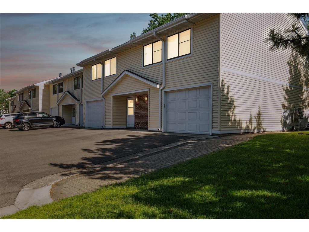 3231 Hill Ridge Drive #97 Eagan MN 55121 6552237 image1