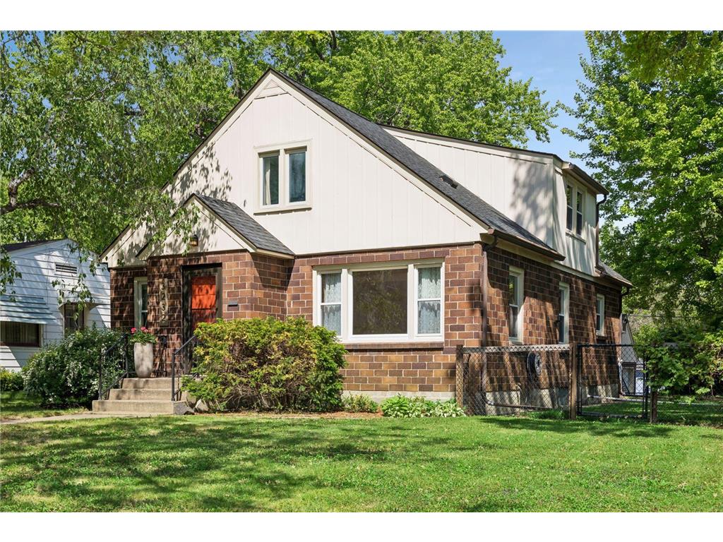 3232 Drew Avenue N Robbinsdale MN 55422 7052357 image1