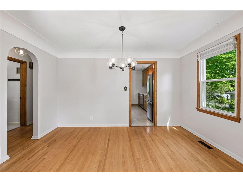 3232 Drew Avenue N Robbinsdale MN 55422 7052357 image10