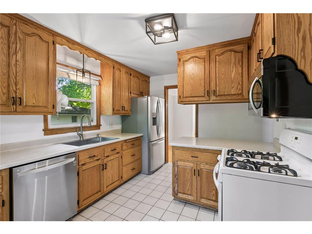 3232 Drew Avenue N Robbinsdale MN 55422 7052357 image12