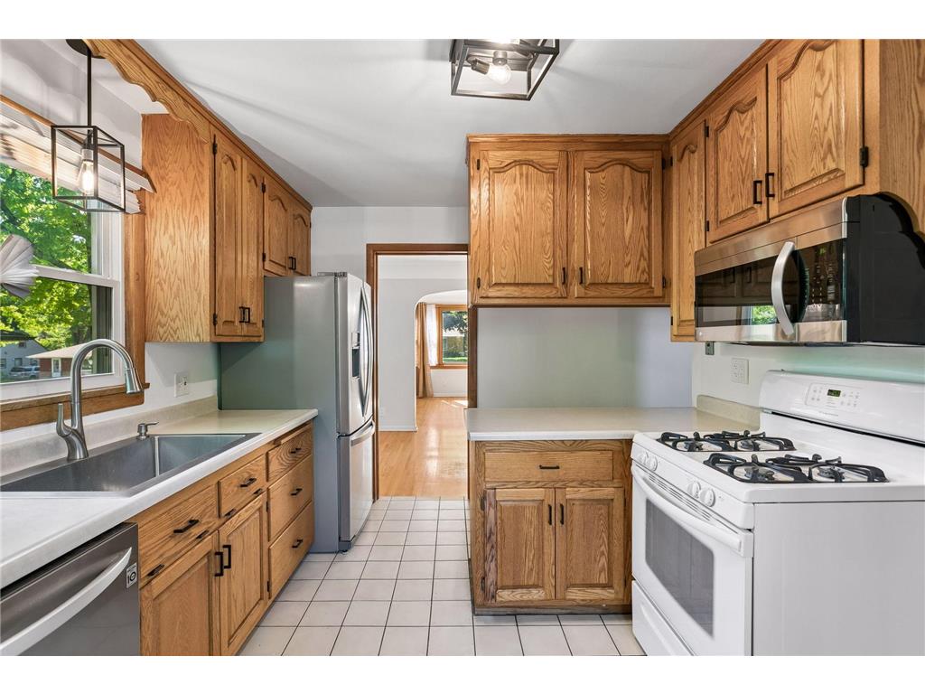 3232 Drew Avenue N Robbinsdale MN 55422 7052357 image14