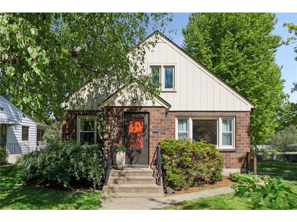 3232 Drew Avenue N Robbinsdale MN 55422 7052357 image2