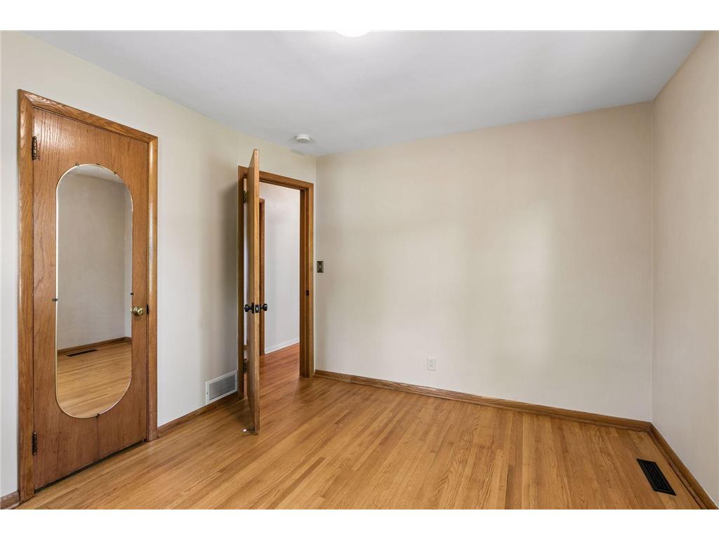 3232 Drew Avenue N Robbinsdale MN 55422 7052357 image22