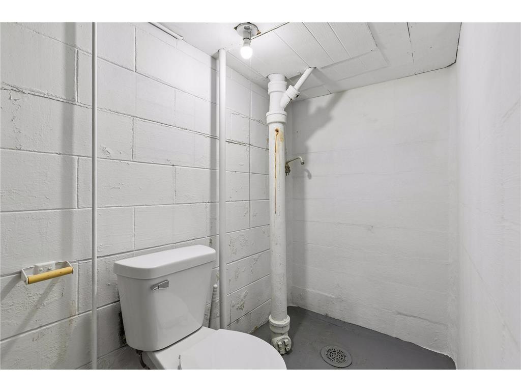 3232 Drew Avenue N Robbinsdale MN 55422 7052357 image38