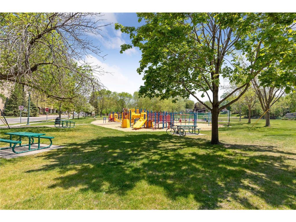 3232 Drew Avenue N Robbinsdale MN 55422 7052357 image50