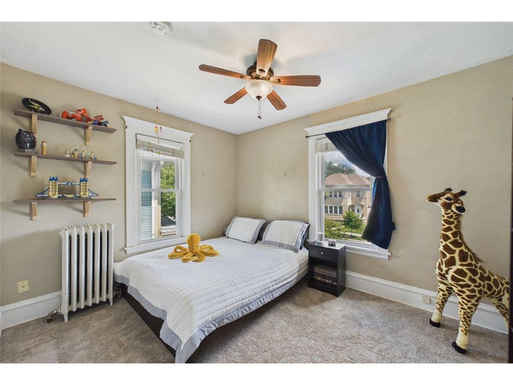 3232 Hennepin Avenue Minneapolis MN 55408 7099423 image11
