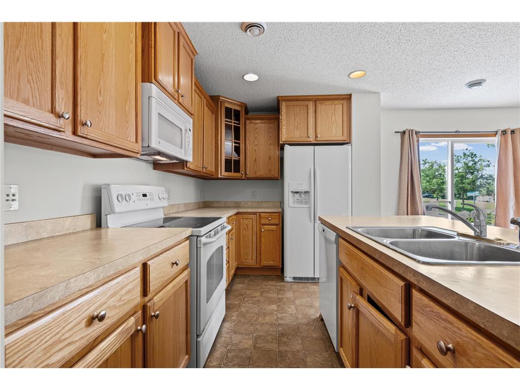 3232 Oak View Drive Woodbury MN 55129 7090809 image10
