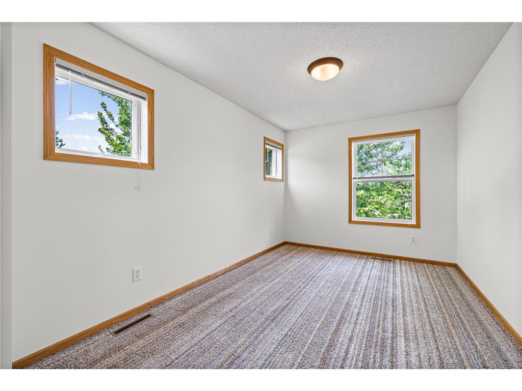 3232 Oak View Drive Woodbury MN 55129 7090809 image15