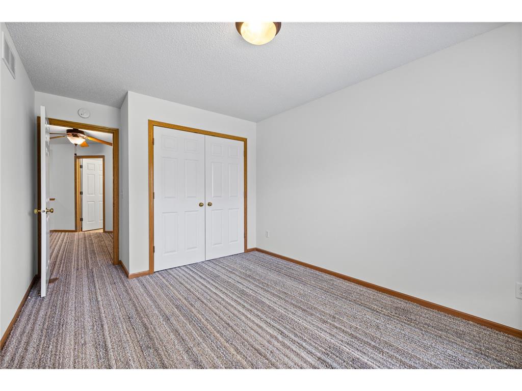 3232 Oak View Drive Woodbury MN 55129 7090809 image23