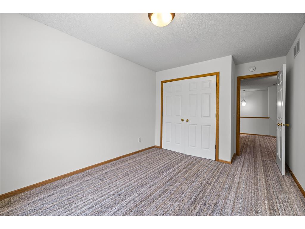 3232 Oak View Drive Woodbury MN 55129 7090809 image25