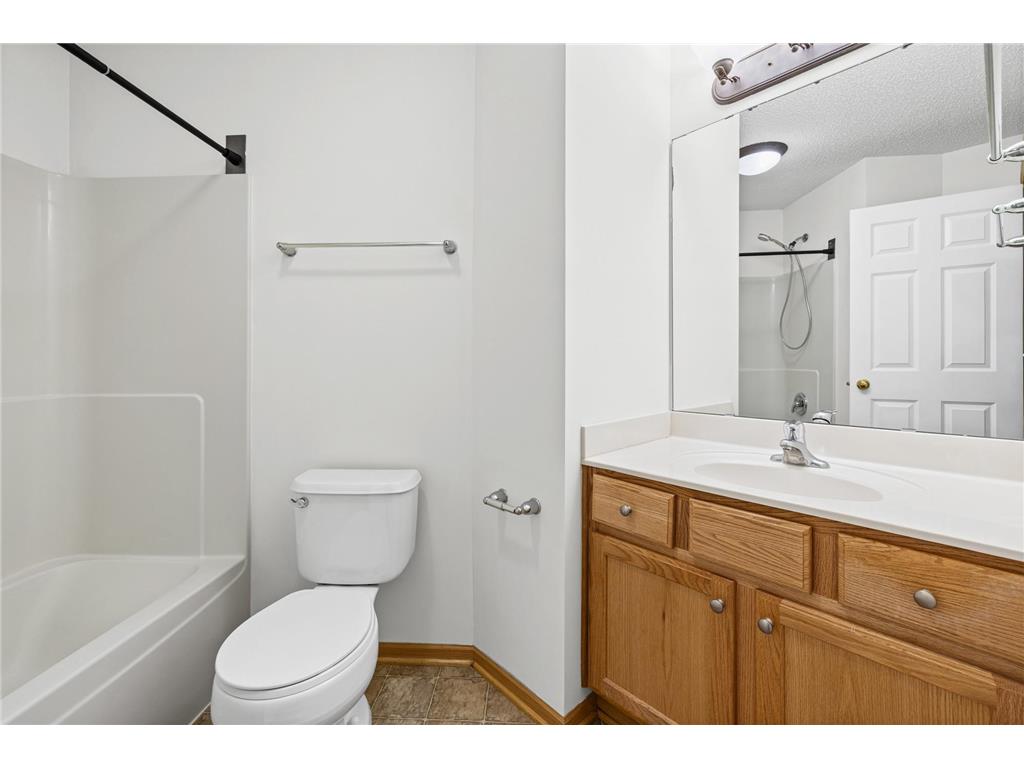 3232 Oak View Drive Woodbury MN 55129 7090809 image26