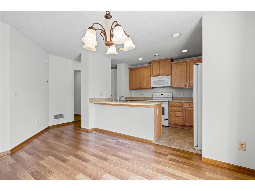 3232 Oak View Drive Woodbury MN 55129 7090809 image9