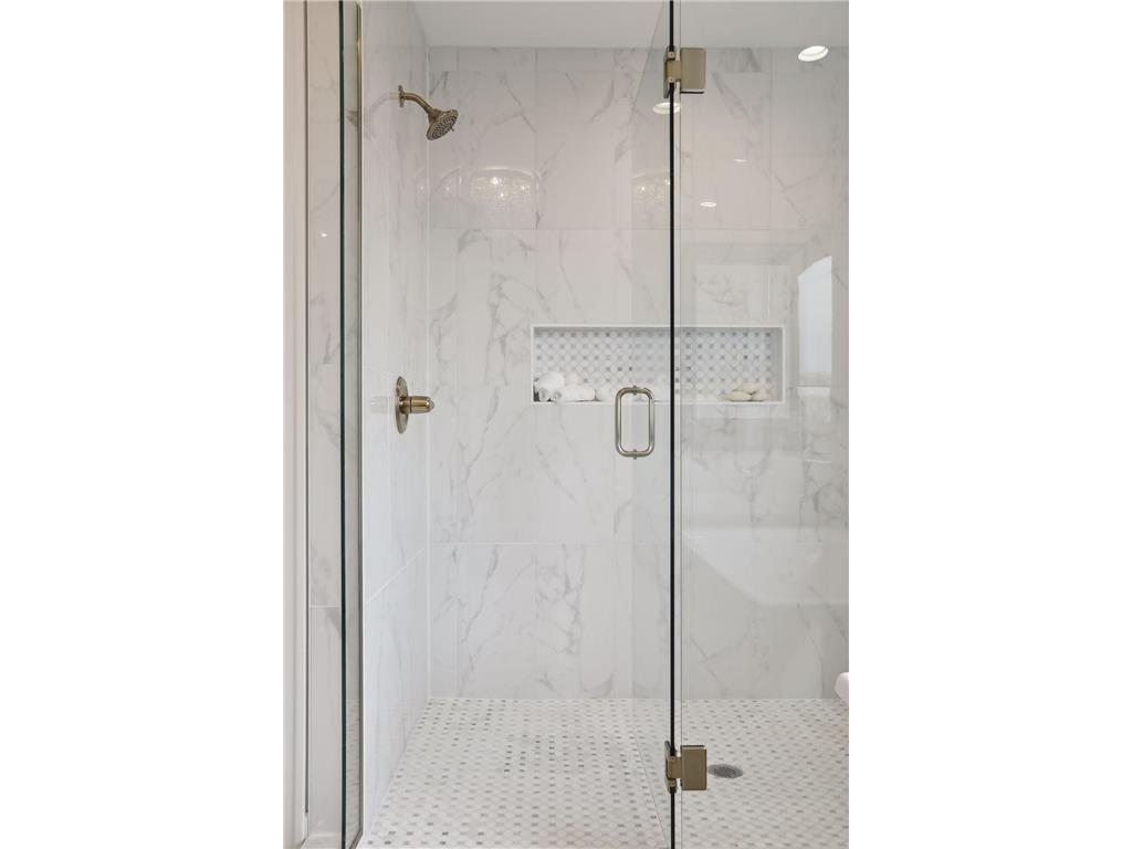 3233 Casco Circle Orono MN 55391 - Lake Minnetonka 6672077 image21