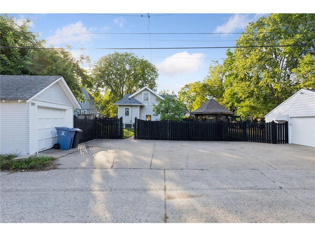 3233 Cedar Avenue S Minneapolis MN 55407 6797863 image33
