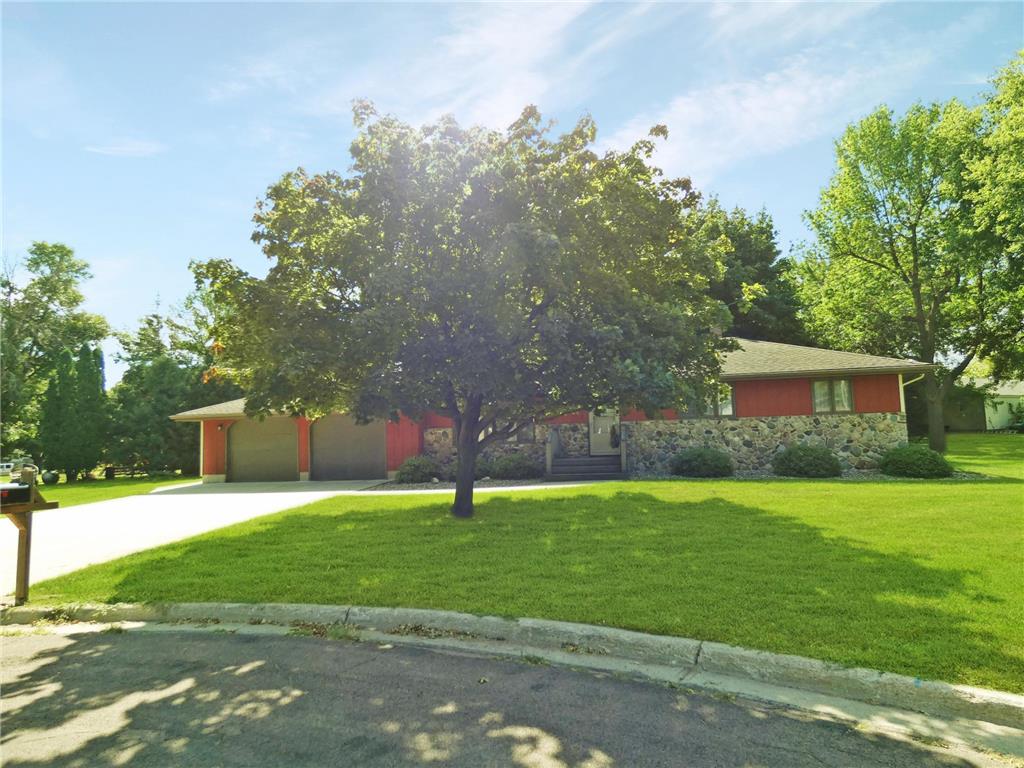 3233 Spruce Avenue Slayton MN 56172 6581933 image1