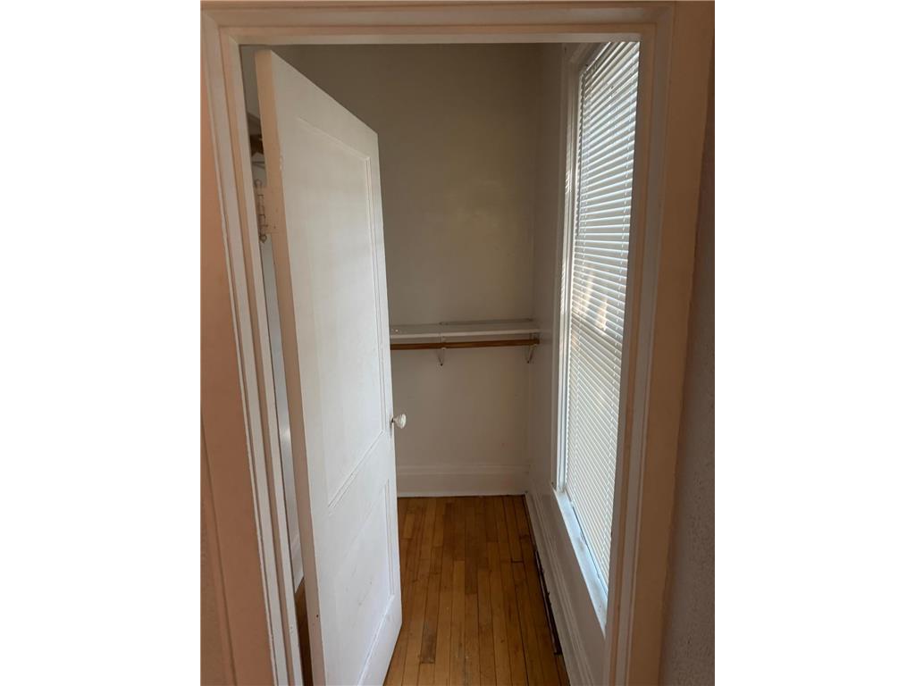 3235 Aldrich Avenue N Minneapolis MN 55412 6785715 image24