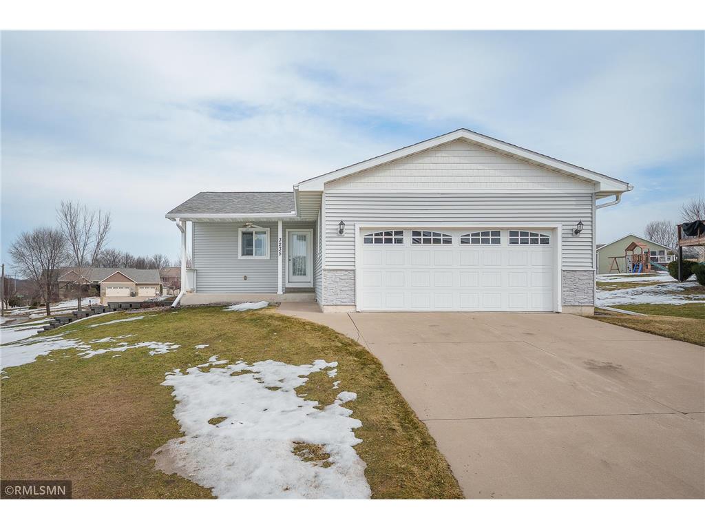 3235 West Ridge Drive Eau Claire WI 54703 7022976 image1