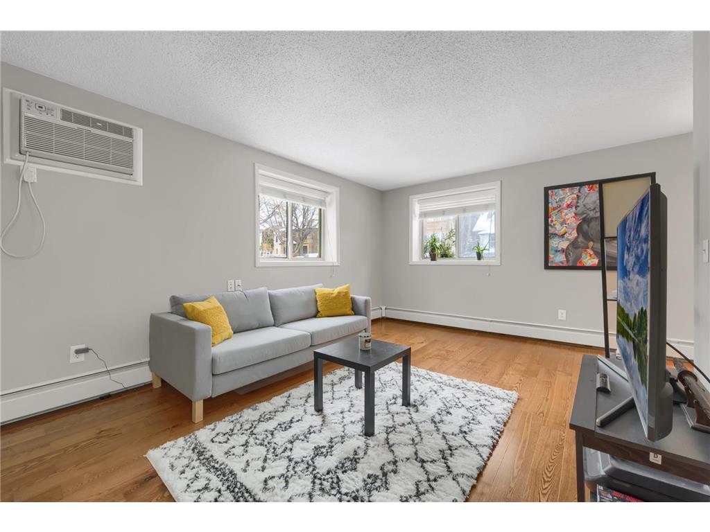 3236 Garfield Avenue #2 Minneapolis MN 55408 6324914 image1