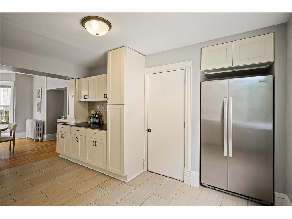 3236 Hennepin Avenue Minneapolis MN 55408 6757789 image14