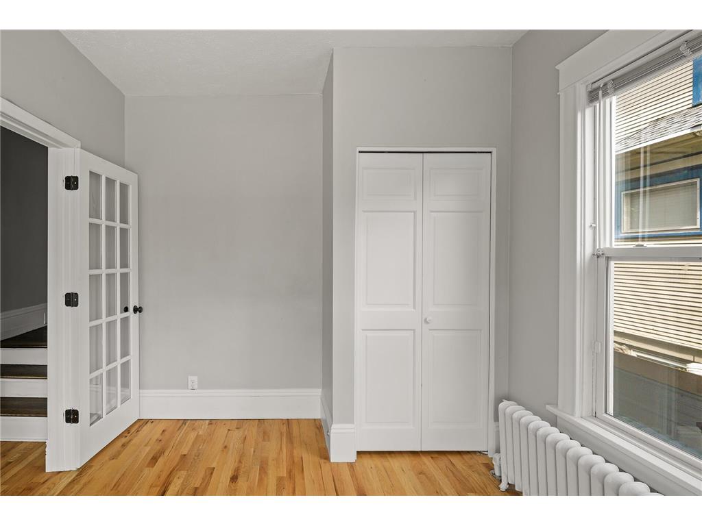 3236 Hennepin Avenue Minneapolis MN 55408 6757789 image16