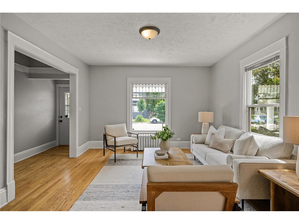 3236 Hennepin Avenue Minneapolis MN 55408 6757789 image3