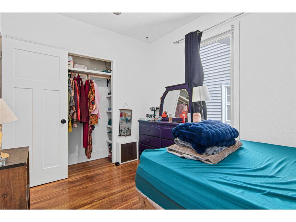 3236 James Avenue N Minneapolis MN 55412 7073439 image16