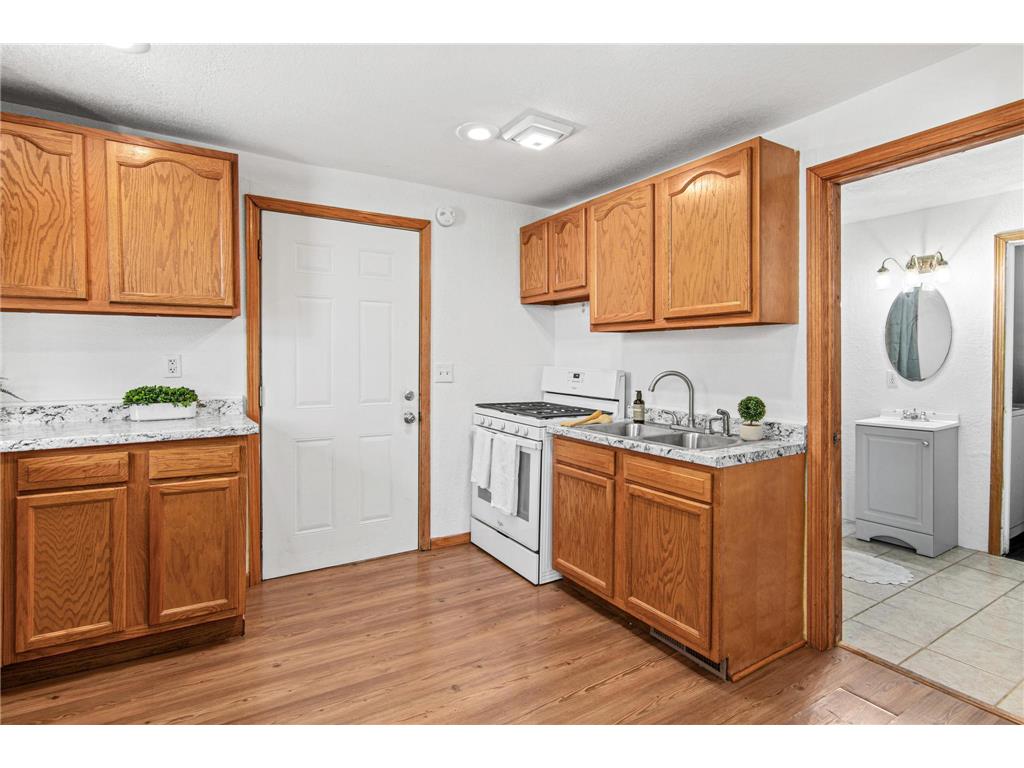 3236 James Avenue N Minneapolis MN 55412 7073439 image23
