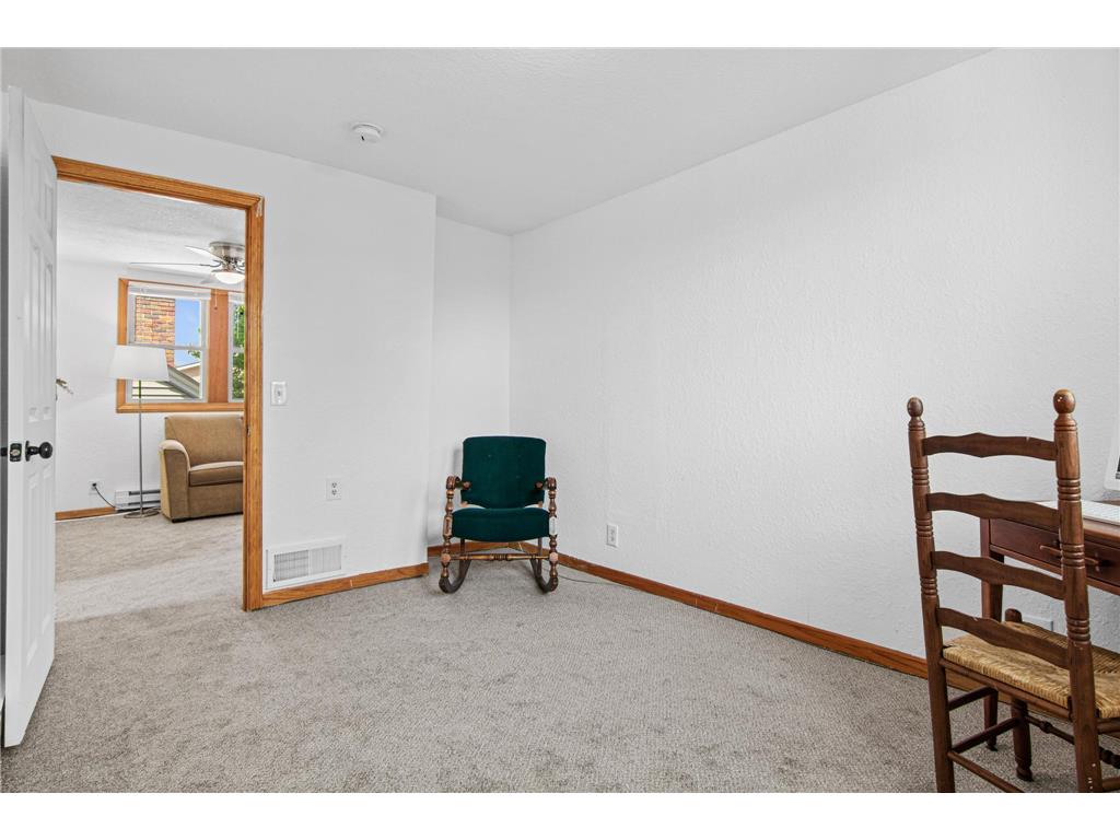 3236 James Avenue N Minneapolis MN 55412 7073439 image25