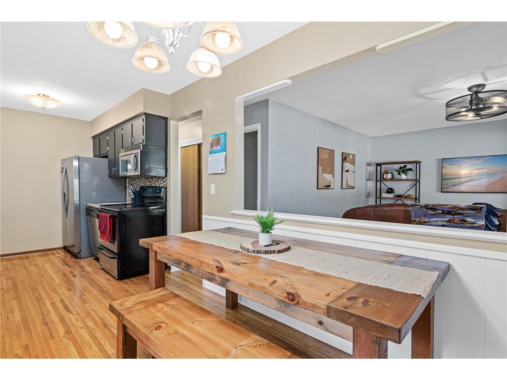 3236 N Indiana Avenue N Robbinsdale MN 55422 7097598 image11