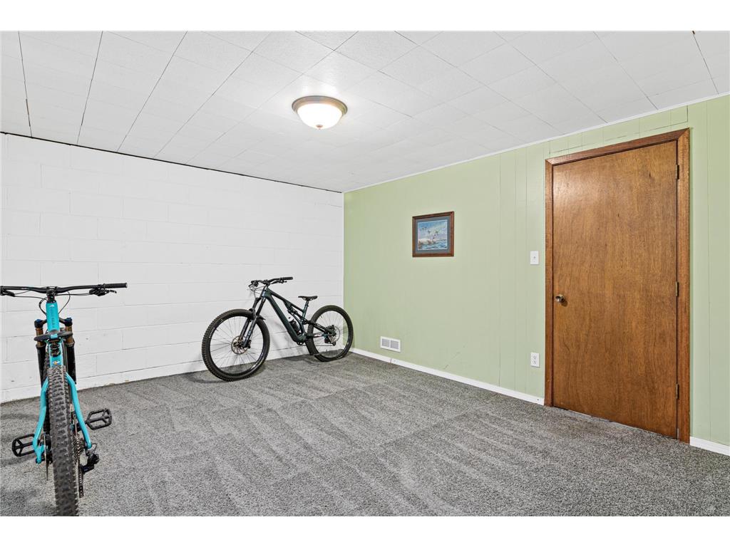 3236 N Indiana Avenue N Robbinsdale MN 55422 7097598 image24