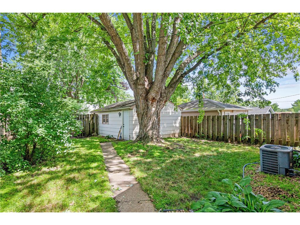 3236 N Indiana Avenue N Robbinsdale MN 55422 7097598 image27