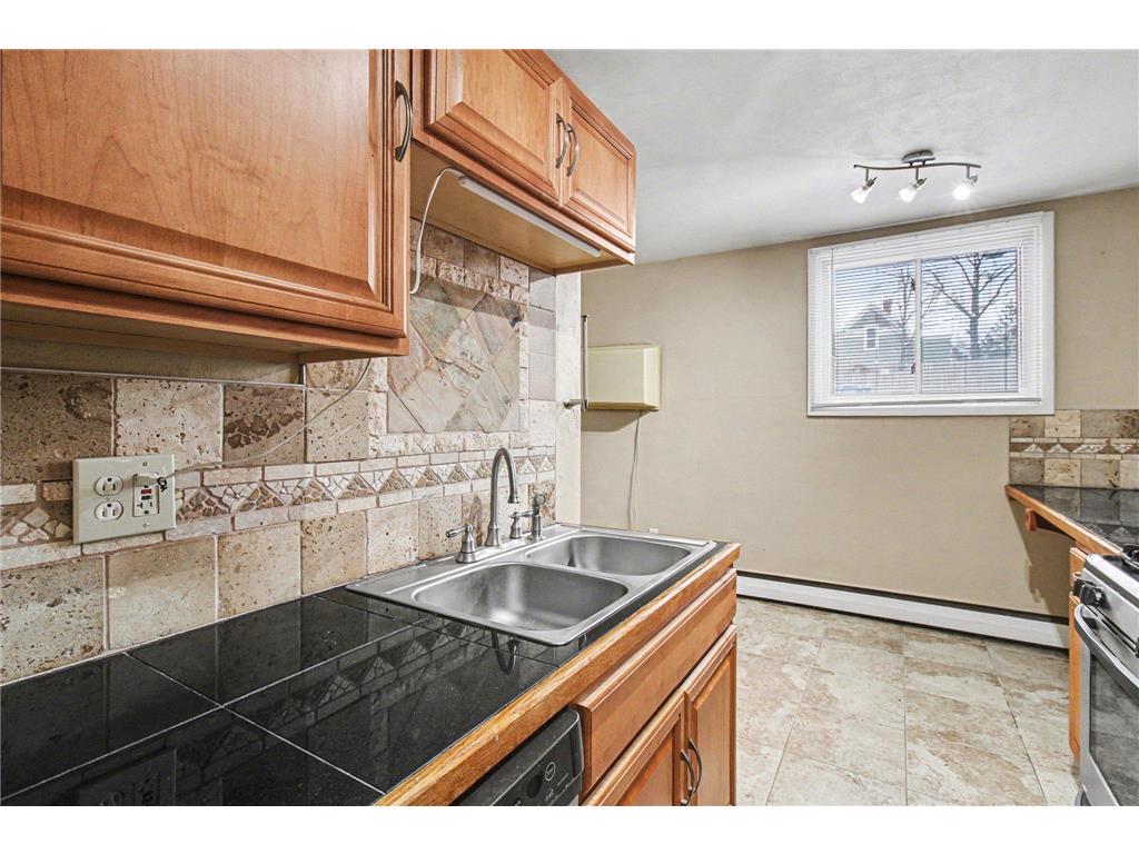 3237 15th Avenue S #15 Minneapolis MN 55407 7073895 image4