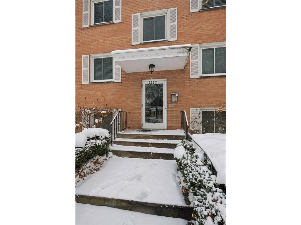 3237 15th Avenue S #21 Minneapolis MN 55407 6823370 image3