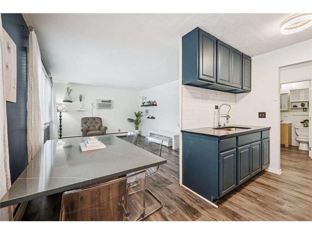 3237 15th Avenue S #21 Minneapolis MN 55407 6823370 image8