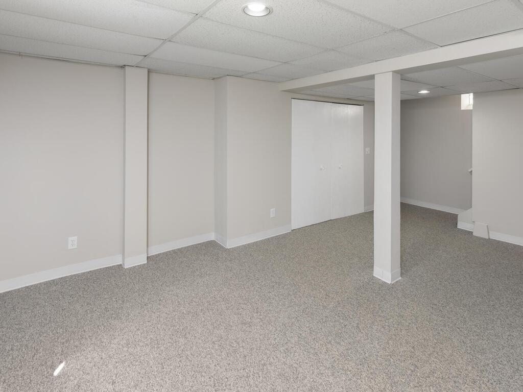 3237 Hennepin Avenue Minneapolis MN 55408 7057552 image50