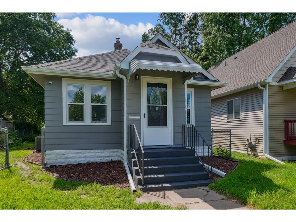 3237 Russell Avenue N Minneapolis MN 55412 6751044 image1
