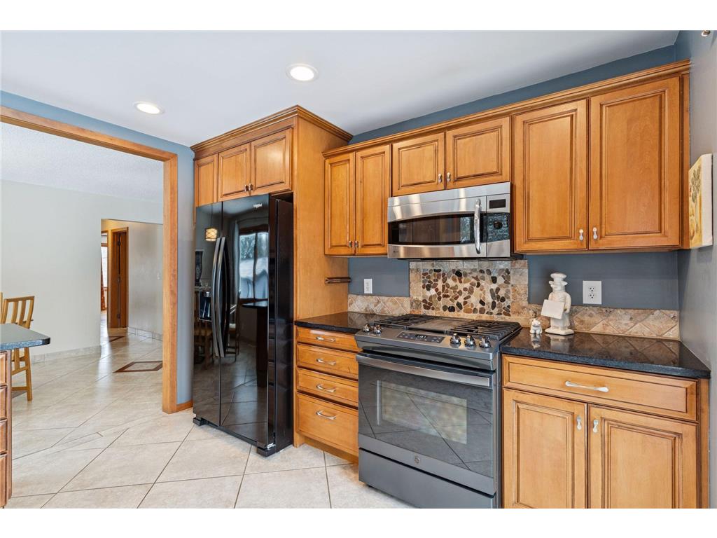 3237 Shores Boulevard Minnetonka MN 55391 6791590 image10