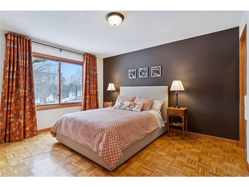 3237 Shores Boulevard Minnetonka MN 55391 6791590 image12