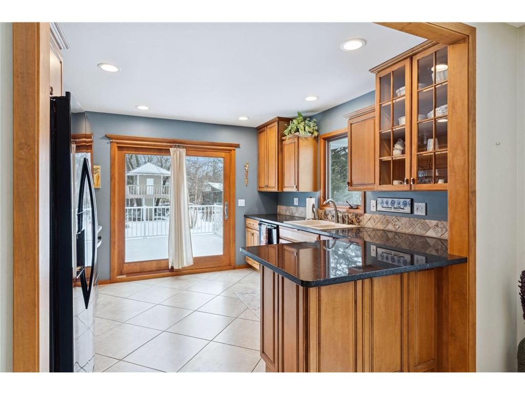 3237 Shores Boulevard Minnetonka MN 55391 6791590 image9