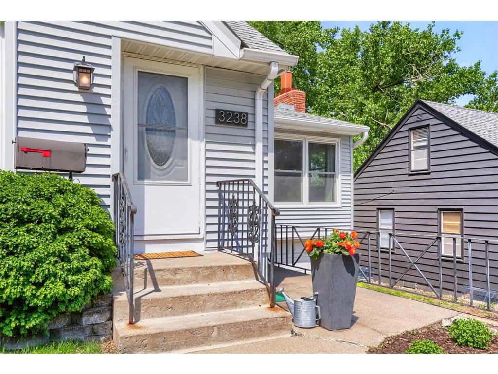 3238 Taylor Street NE Minneapolis MN 55418 7083322 image2