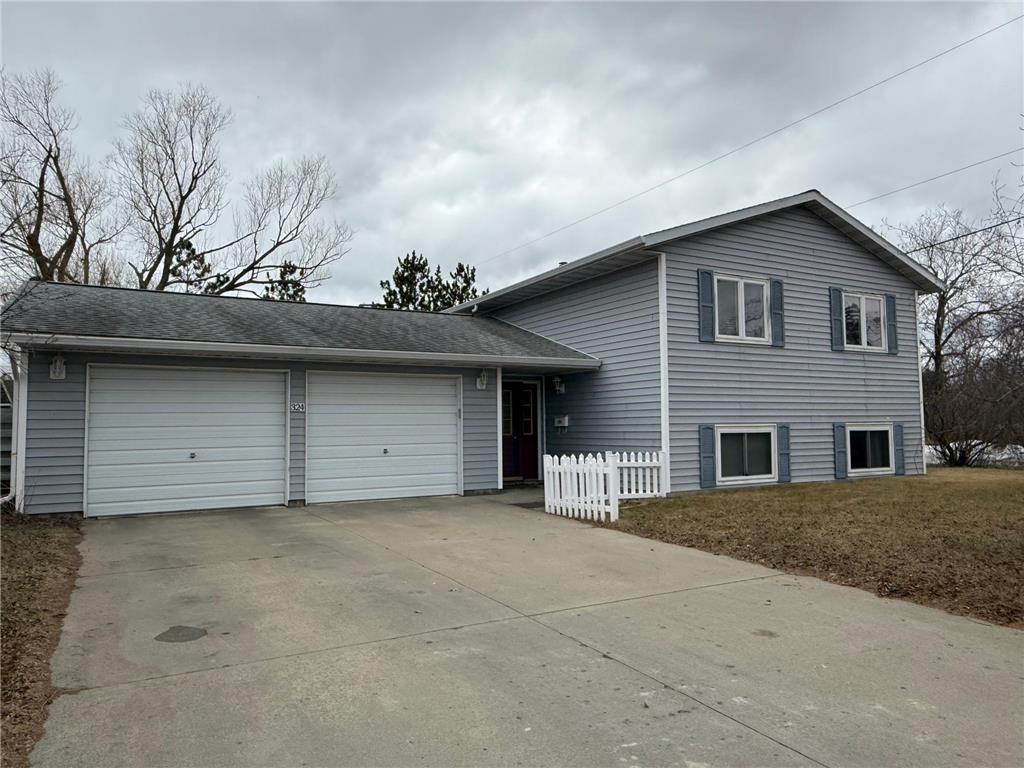 324 25th Street NW Bemidji MN 56601 7045940 image1