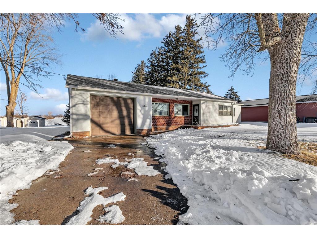 324 2nd Street NW Freeport MN 56331 7008015 image1