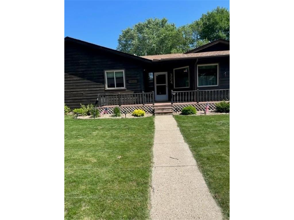 324 7th Street Windom MN 56101 6742542 image1