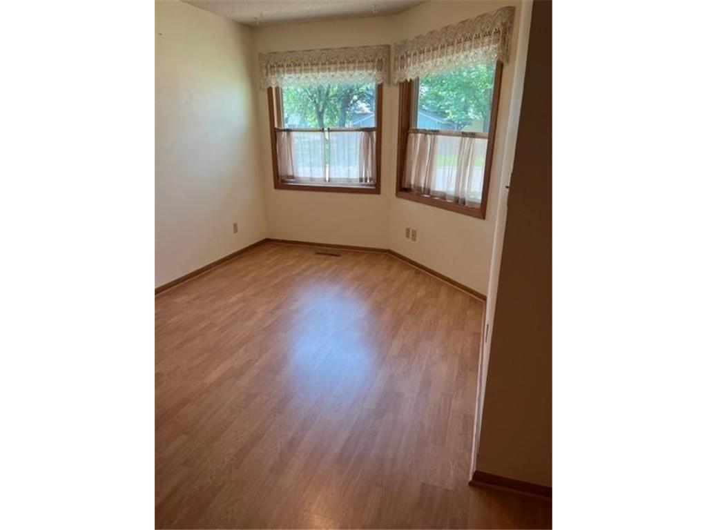 324 7th Street Windom MN 56101 6742542 image3