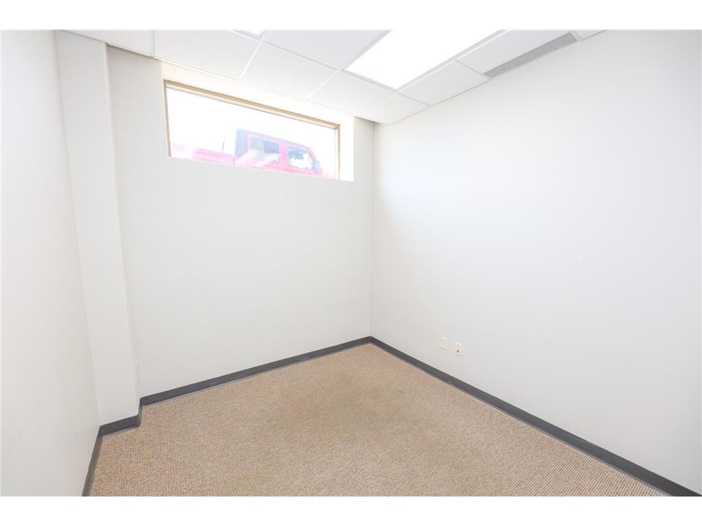 324 Broadway Street Alexandria MN 56308 6799040 image11