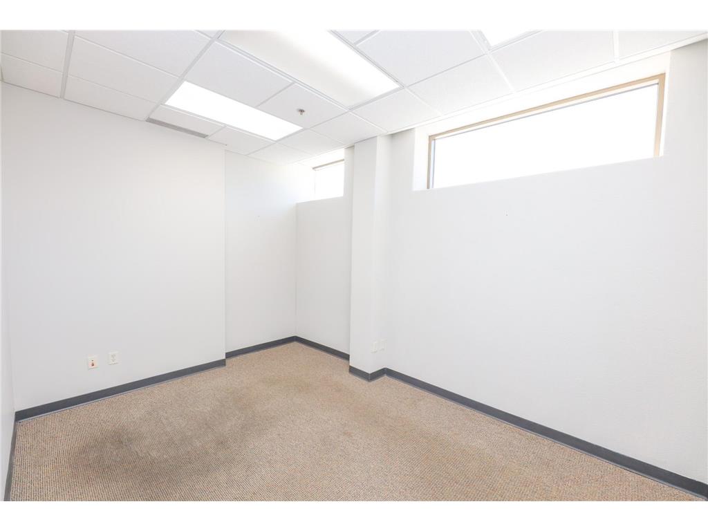 324 Broadway Street Alexandria MN 56308 6799040 image12