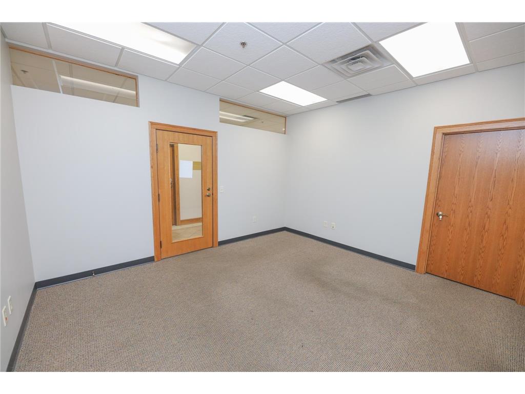 324 Broadway Street Alexandria MN 56308 6799040 image7