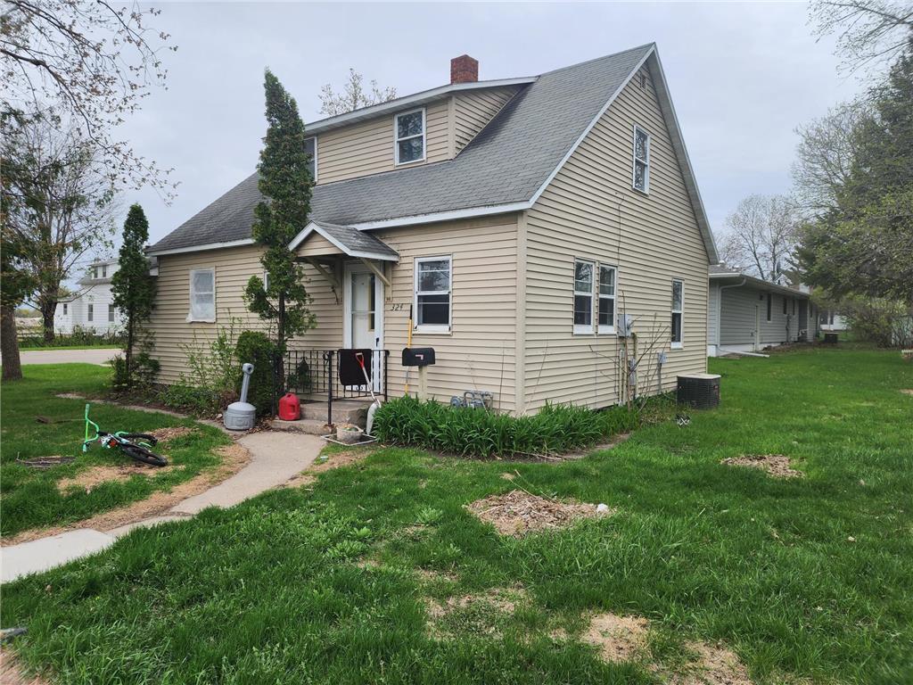 324 Colfax Avenue SE Wadena MN 56482 6363119 image1