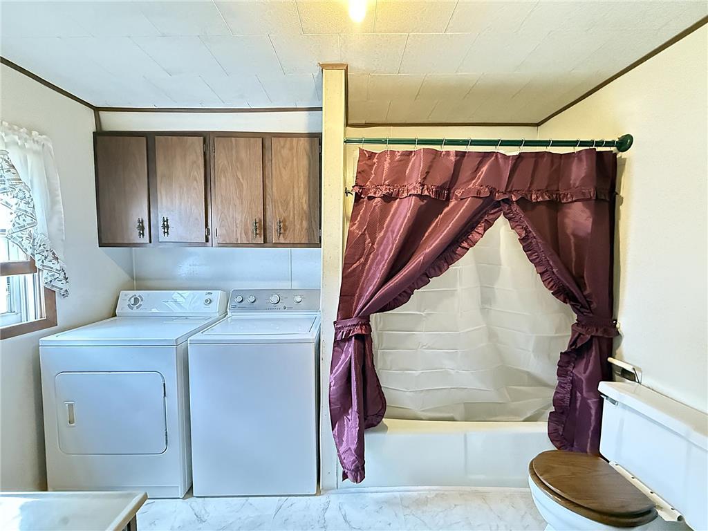 324 E Maple Street Sacred Heart MN 56285 7083662 image23
