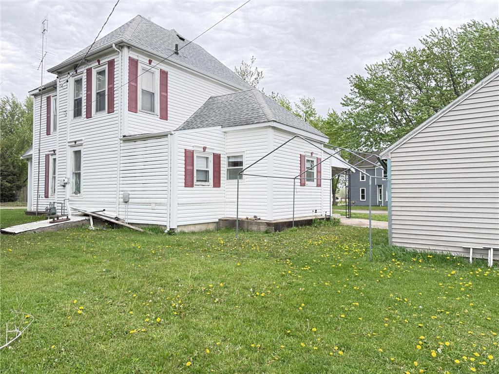 324 E Maple Street Sacred Heart MN 56285 7083662 image32